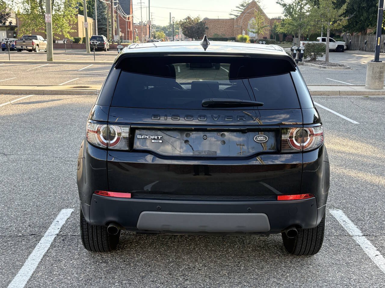Used 2017 Land Rover Discovery Sport HSE AWD/4WD image 9