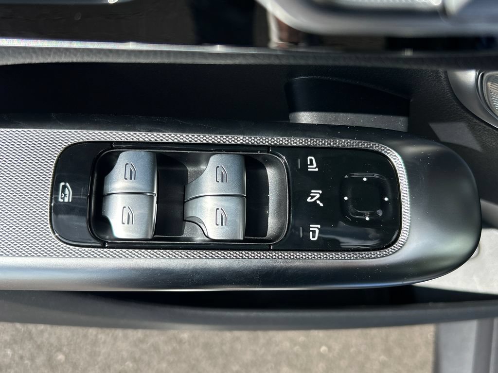 New 2027 Mercedes-Benz GLC 300 4MATIC image 12