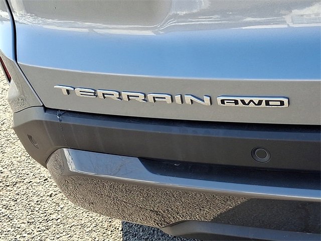 Used 2026 GMC Terrain Elevation image 25