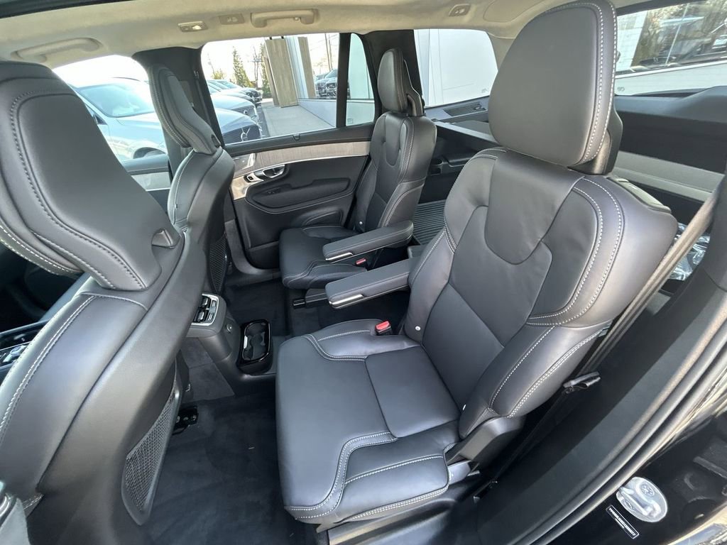 Certified 2025 Volvo XC90 T8 Ultra image 23
