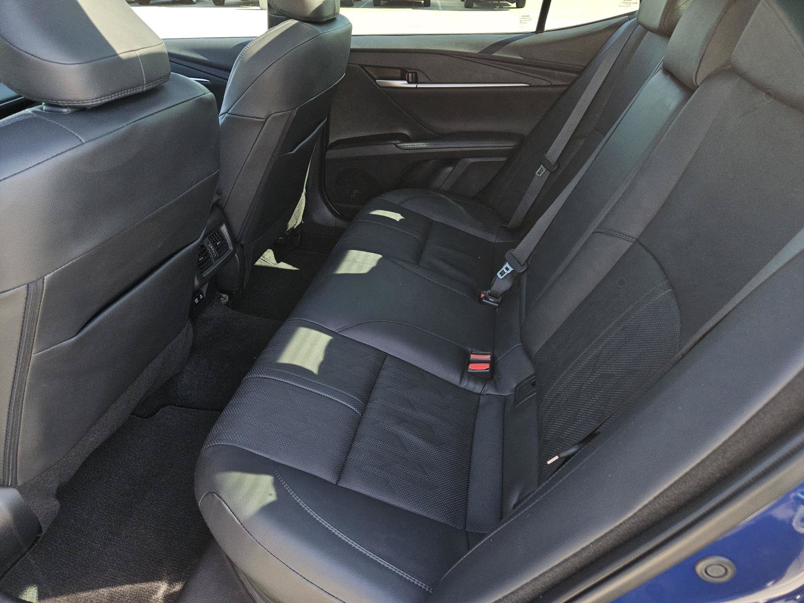Used 2025 Toyota Camry XSE FWD image 29