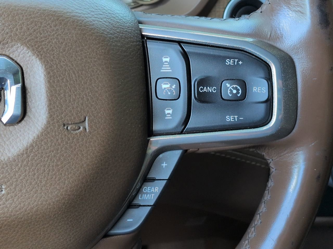 Used 2019 RAM 1500 Limited RWD image 27