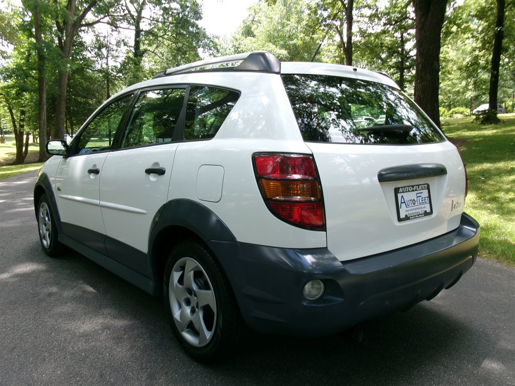 Used 2005 Pontiac Vibe w/ Power Group Value Package FWD image 8