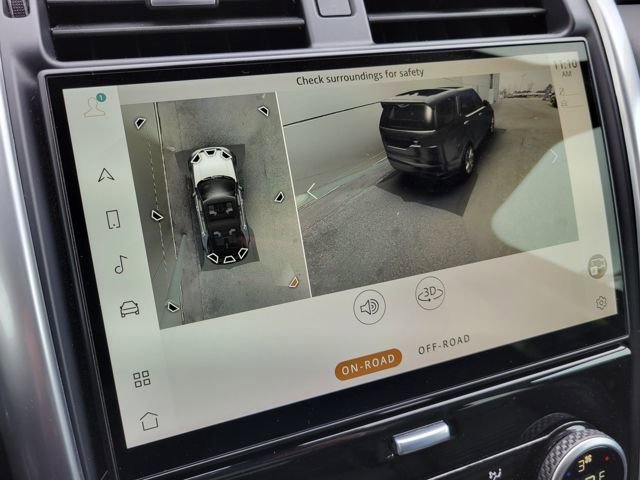 Used 2024 Land Rover Discovery S image 35