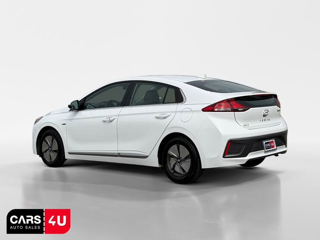 Used 2020 Hyundai Ioniq SE image 5