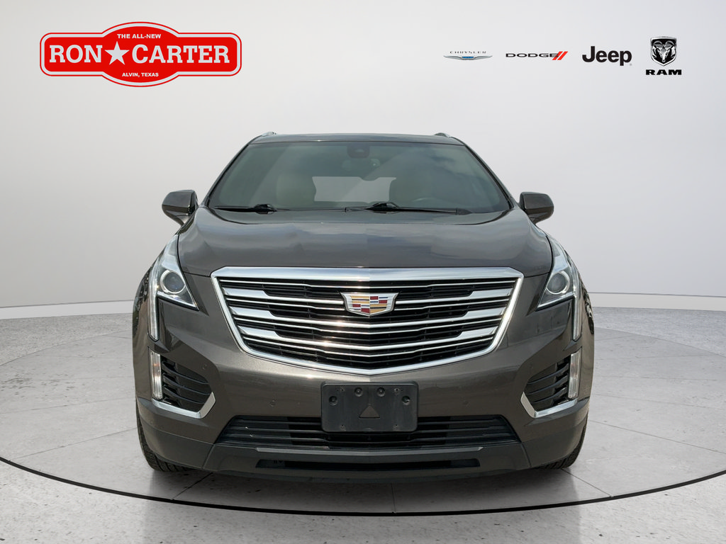 Used 2019 Cadillac XT5 Luxury FWD image 2