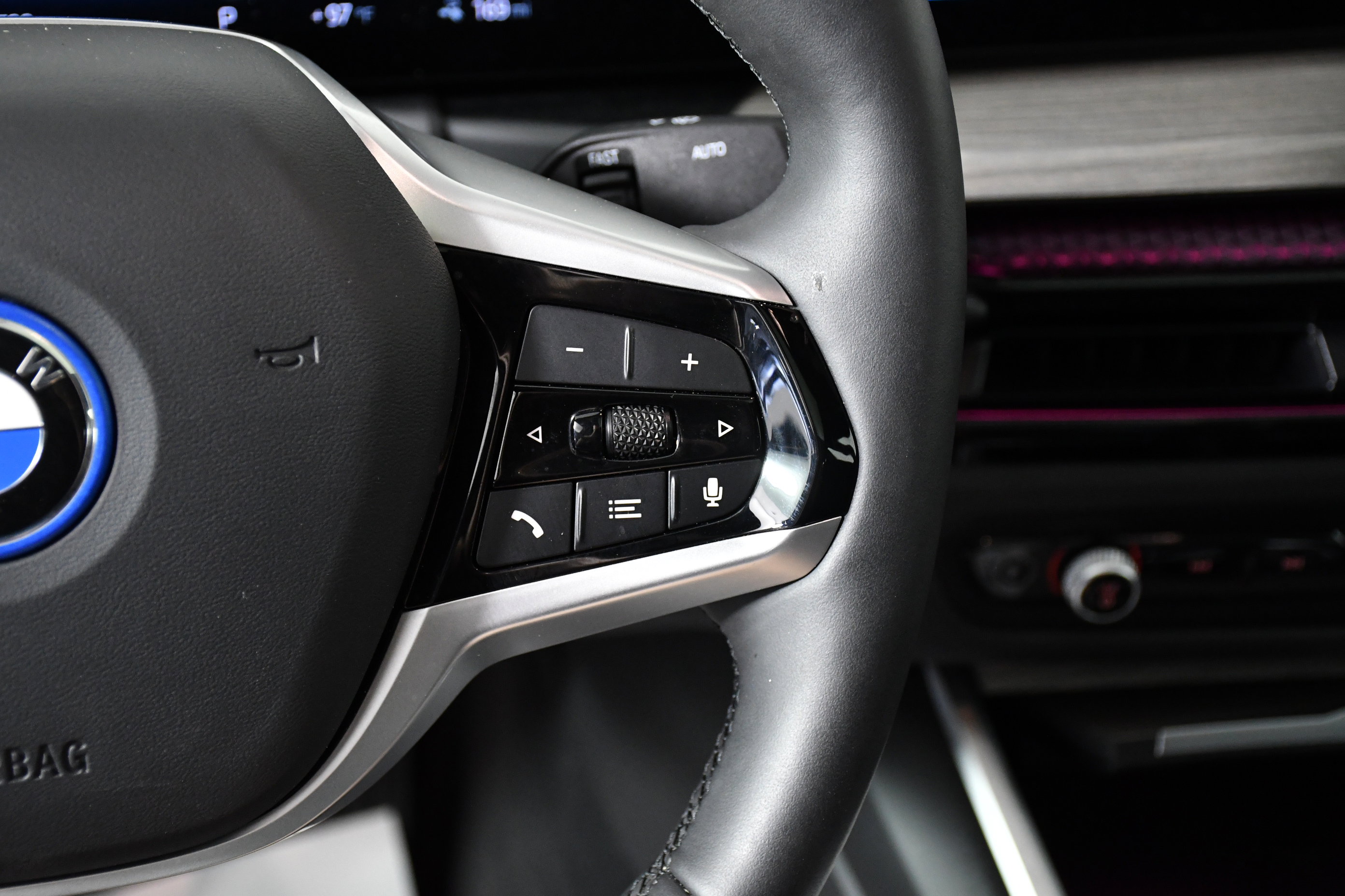 Used 2025 BMW i4 eDrive40 image 13