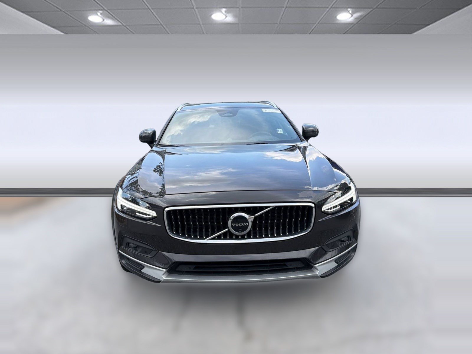 Certified 2025 Volvo V90 B6 Cross Country Ultra AWD/4WD image 6