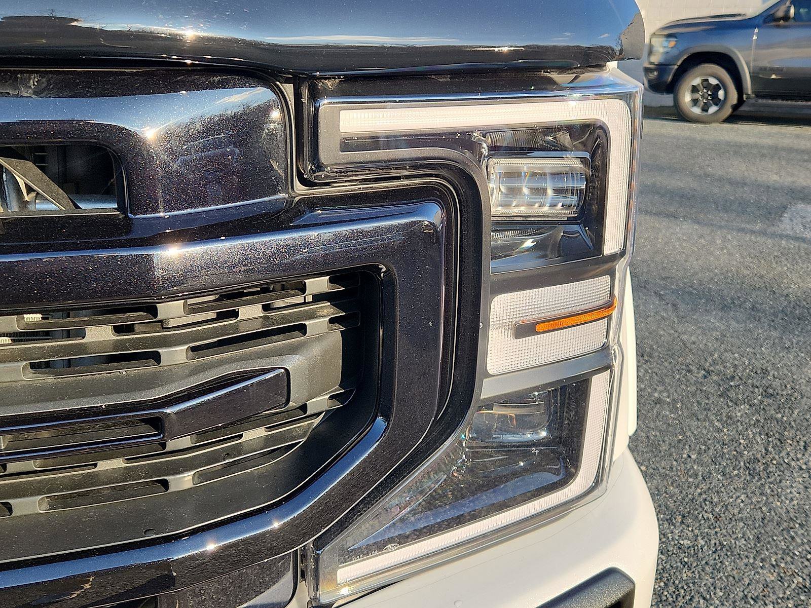 Used 2021 Ford F350 Lariat image 9