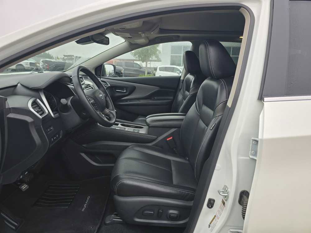Used 2024 Nissan Murano SL image 9