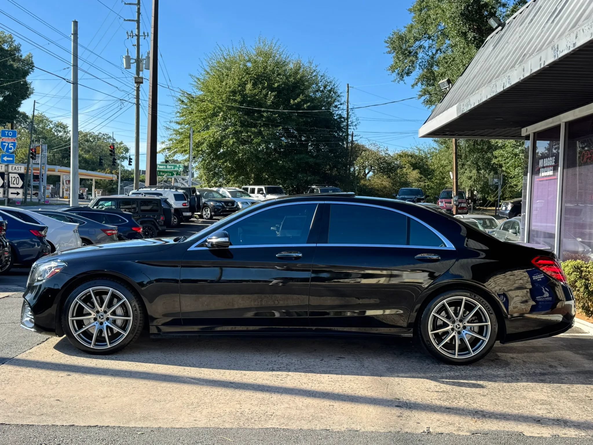 Used 2019 Mercedes-Benz S 560 Sedan image 4