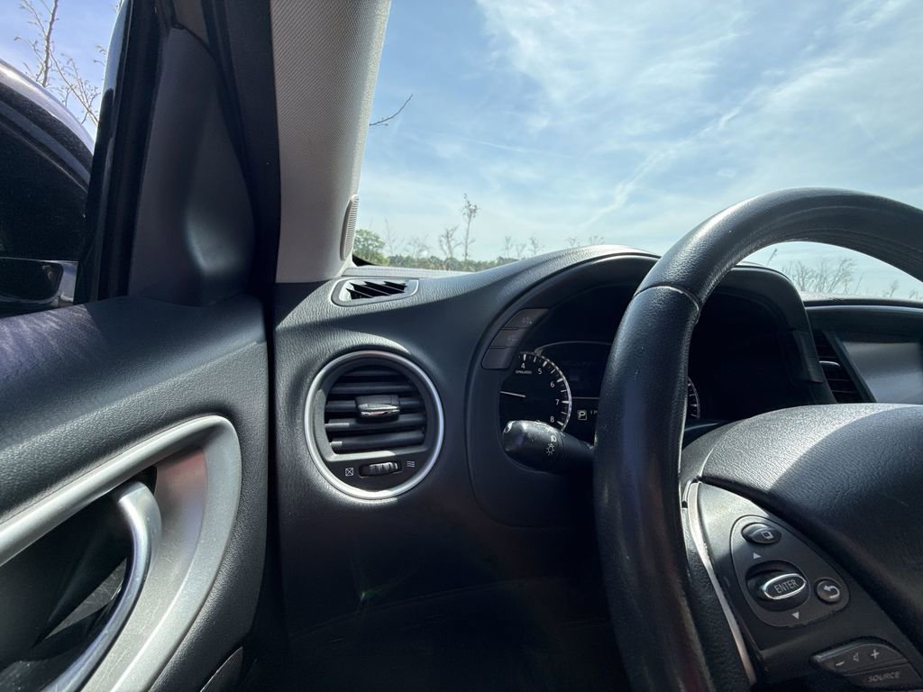 Used 2017 INFINITI QX60 AWD w/ Premium Plus Package image 24