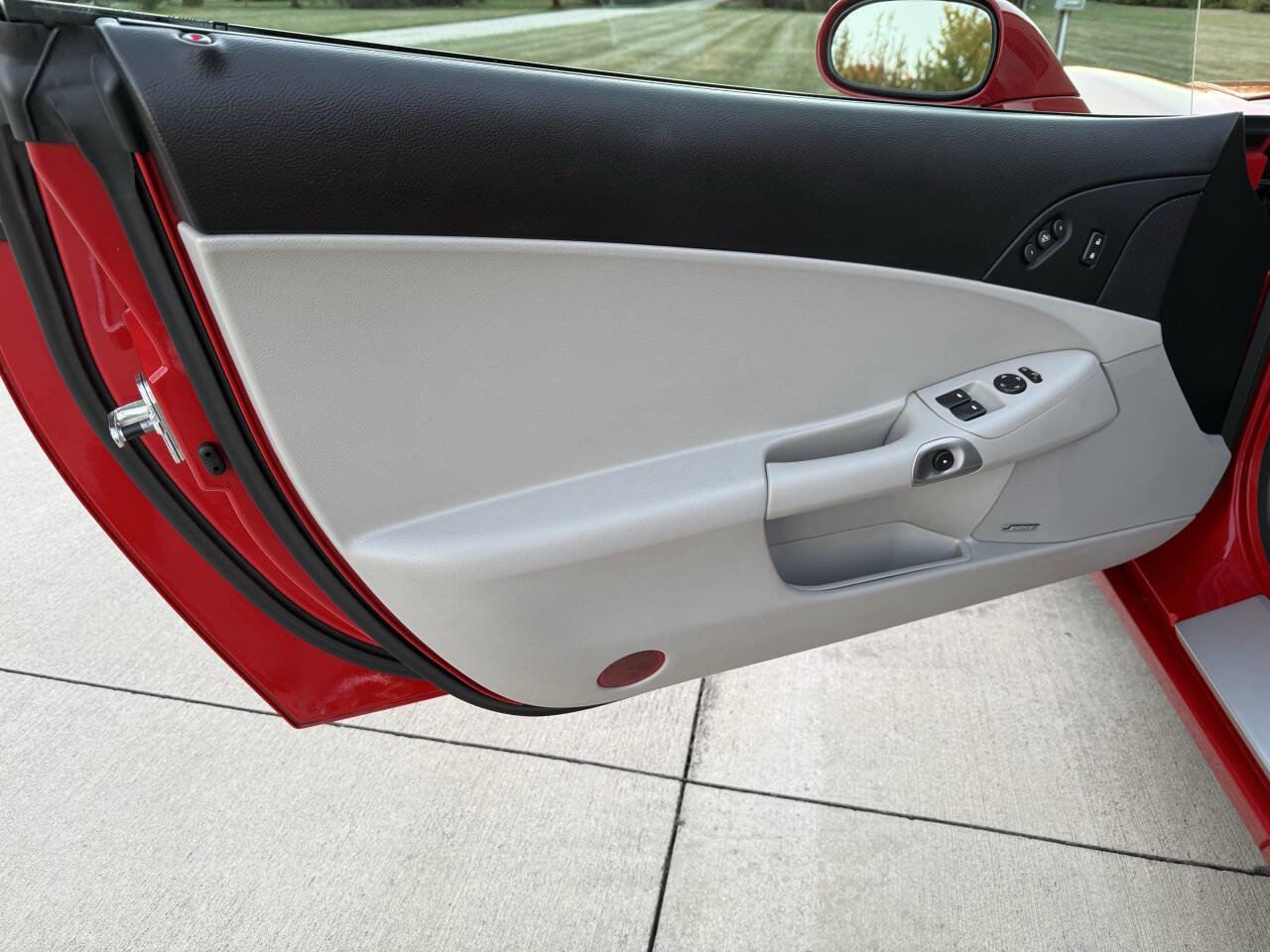 Used 2008 Chevrolet Corvette Coupe w/ Preferred Equipment Group image 94