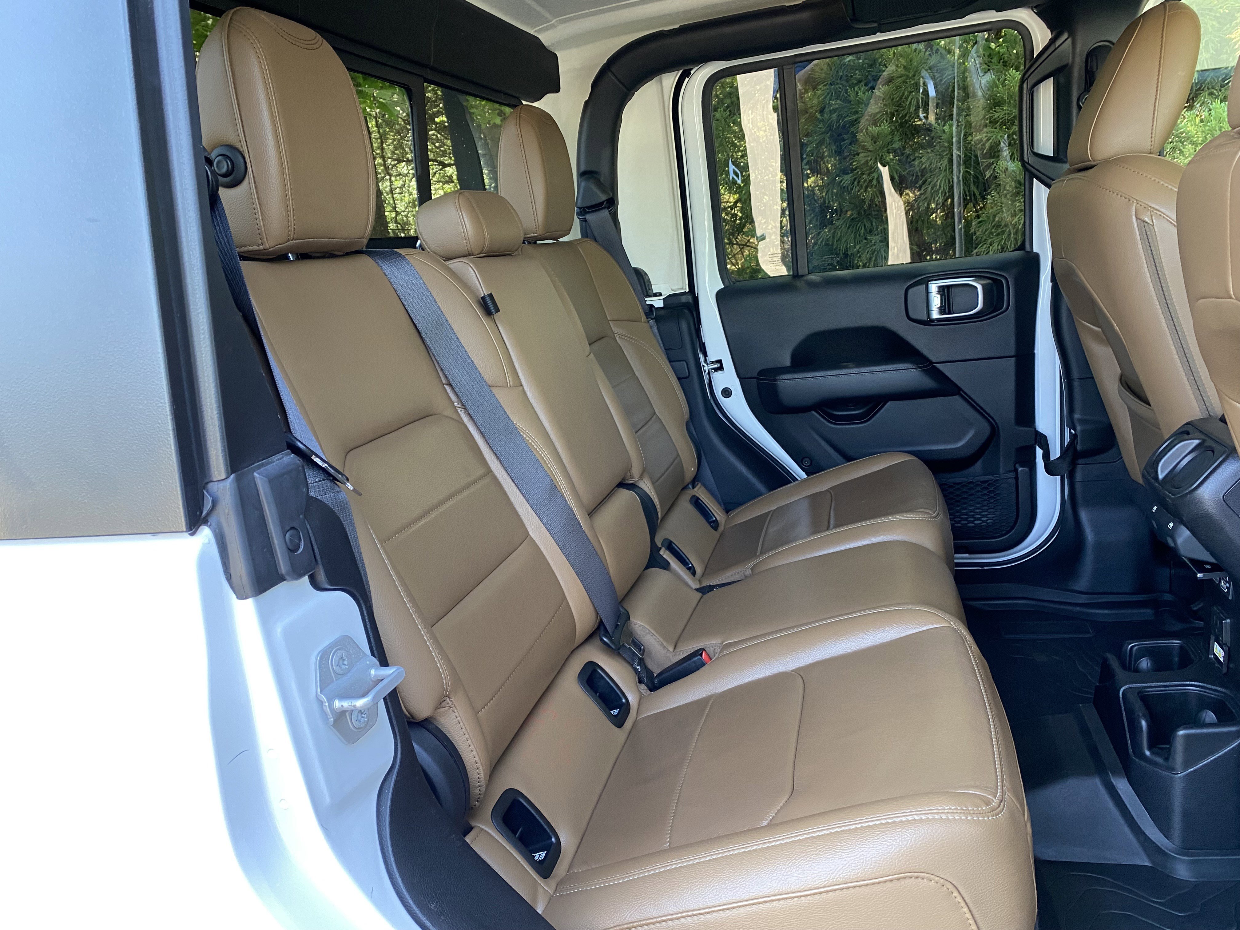 Used 2020 Jeep Gladiator Overland AWD/4WD image 36