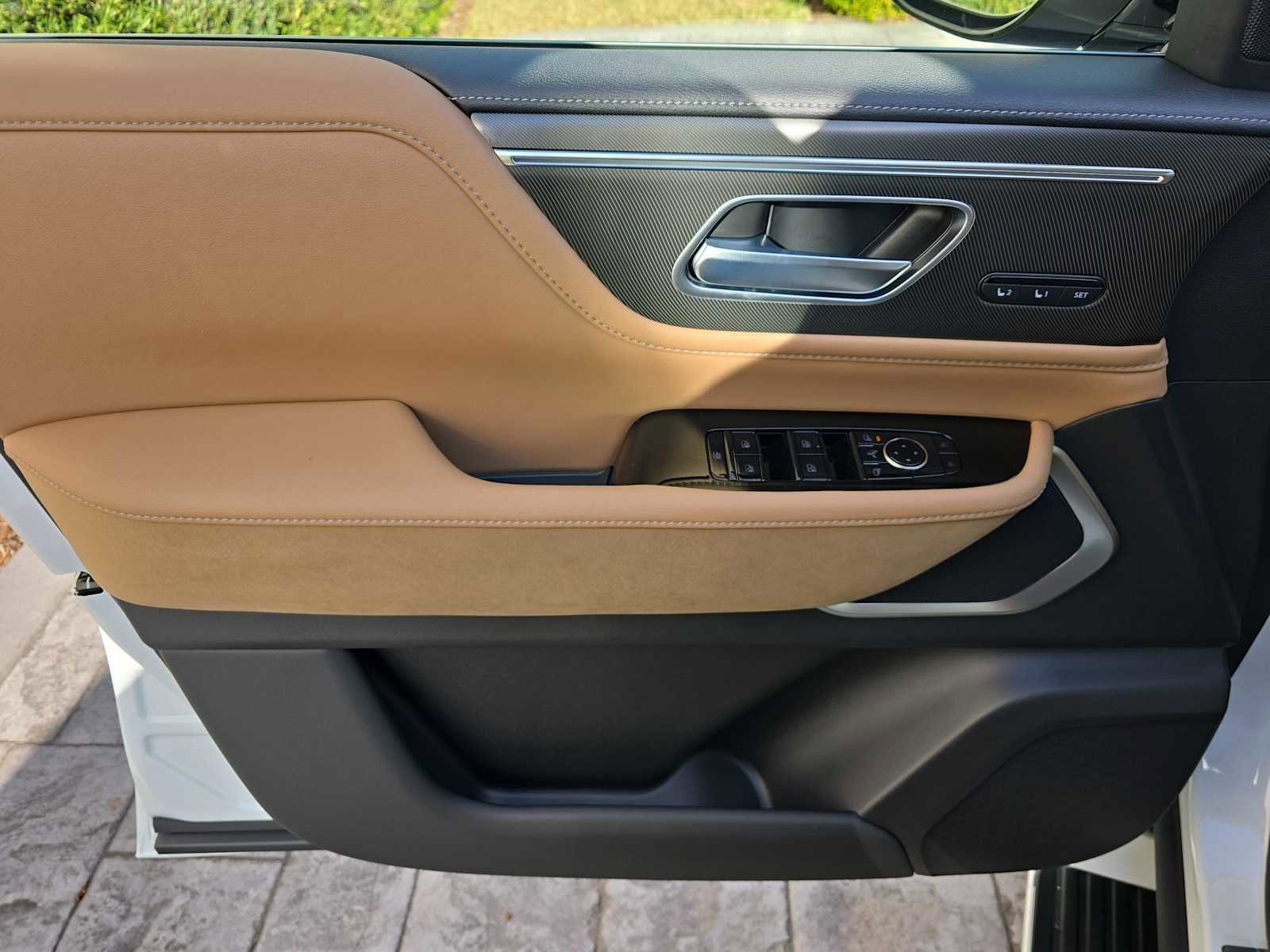 New 2026 INFINITI QX80 Luxe w/ Cargo Package image 13