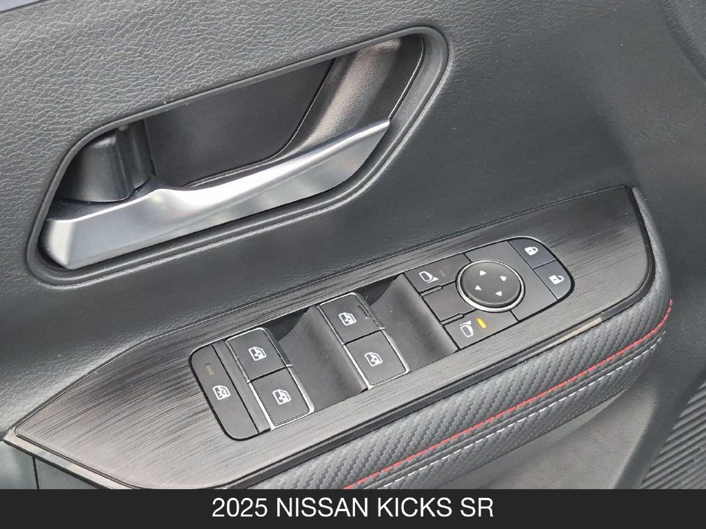 Certified 2025 Nissan Kicks SR FWD image 25