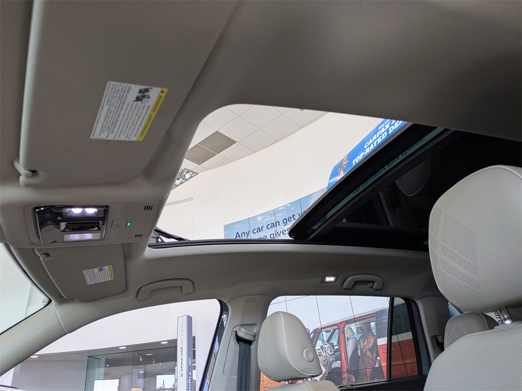 New 2026 Volkswagen Atlas SEL Premium R-Line image 23