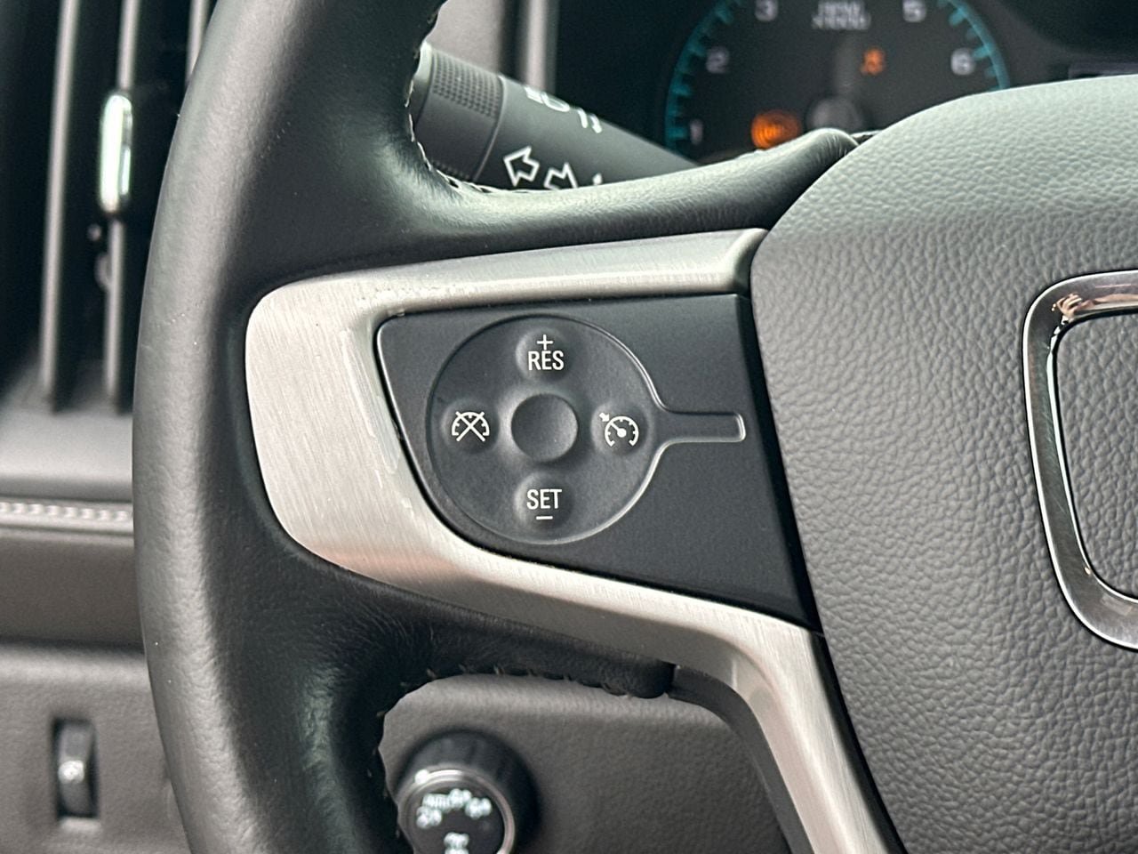 Used 2022 GMC Canyon Elevation w/ Trailering Package AWD/4WD image 24