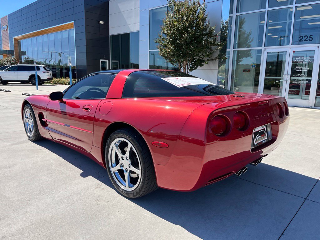 Used 1997 Chevrolet Corvette Coupe RWD image 17