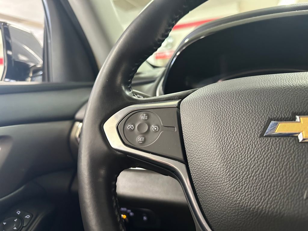 Used 2020 Chevrolet Traverse LT FWD image 17