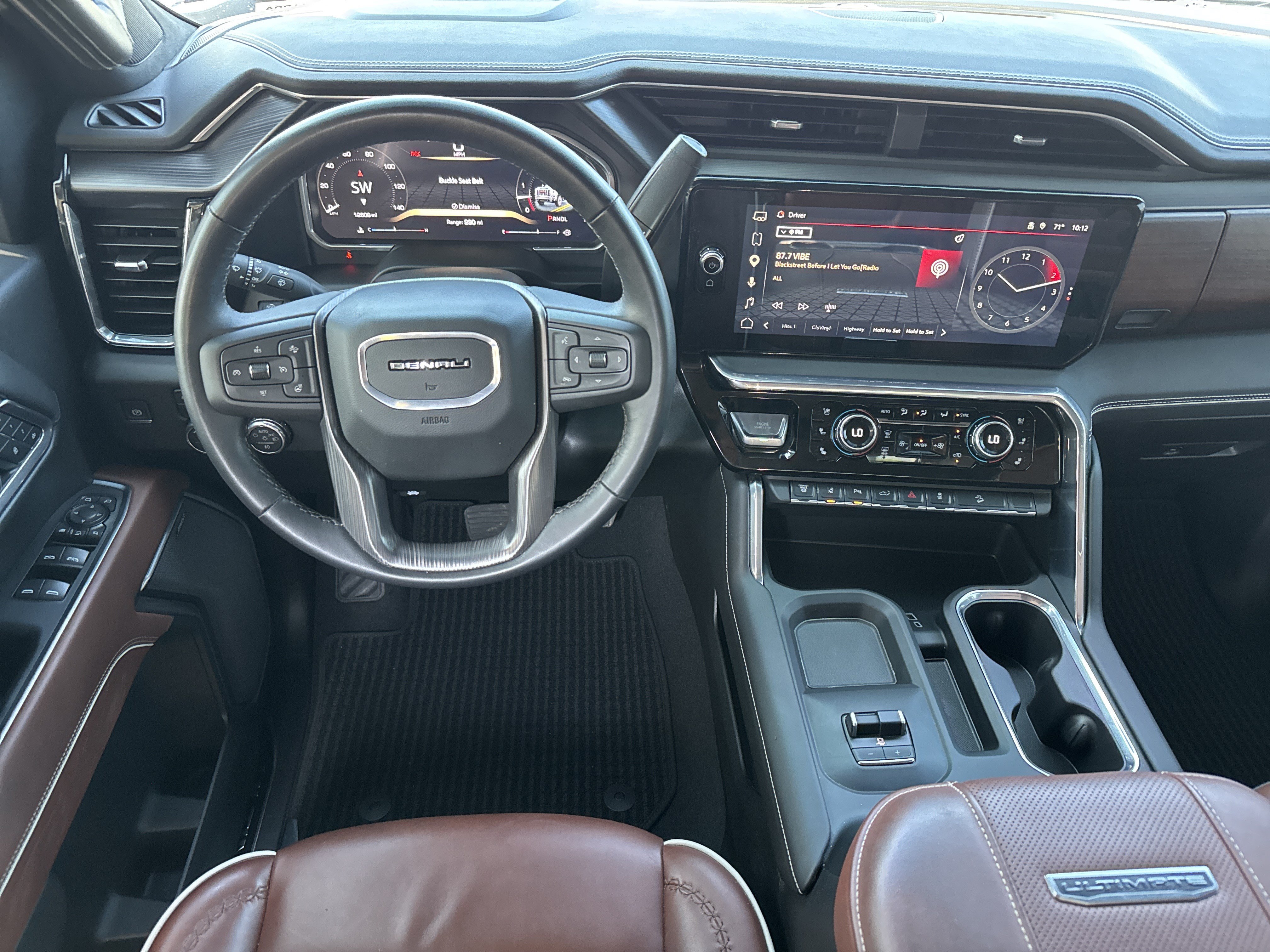 Used 2026 GMC Sierra 3500 Denali Ultimate AWD/4WD image 27