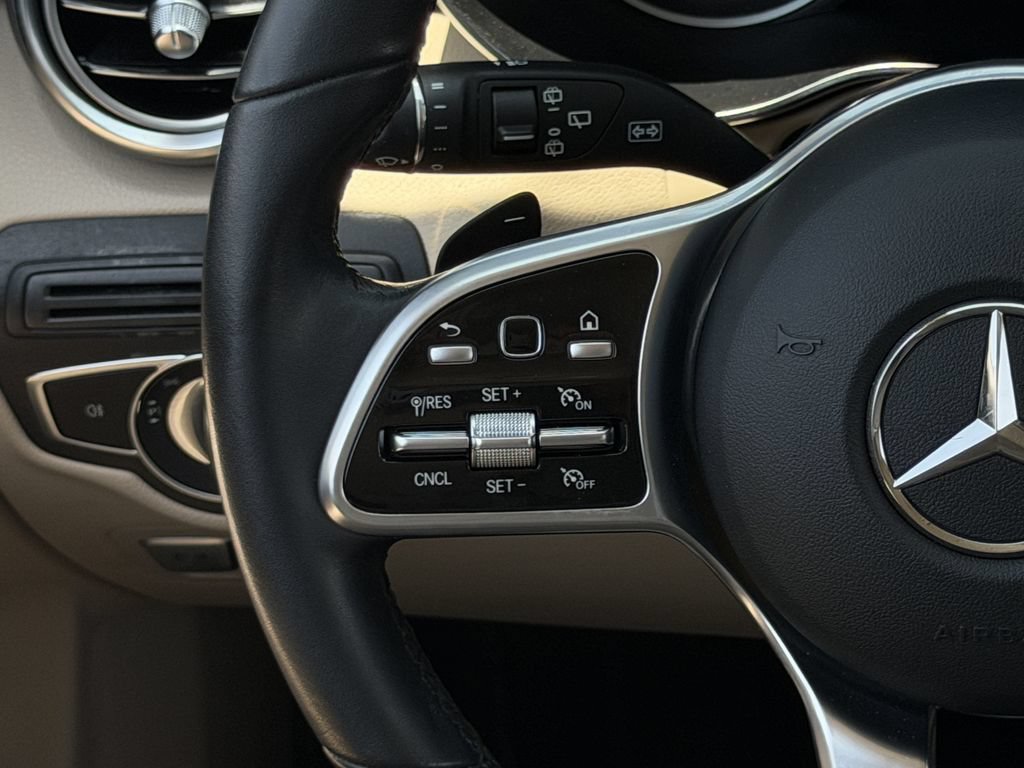 Used 2021 Mercedes-Benz GLC 300 image 13
