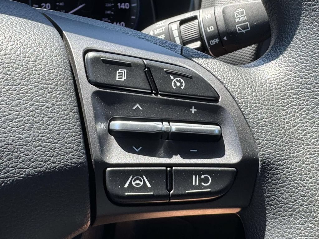 Used 2023 Hyundai Kona SEL AWD/4WD image 21