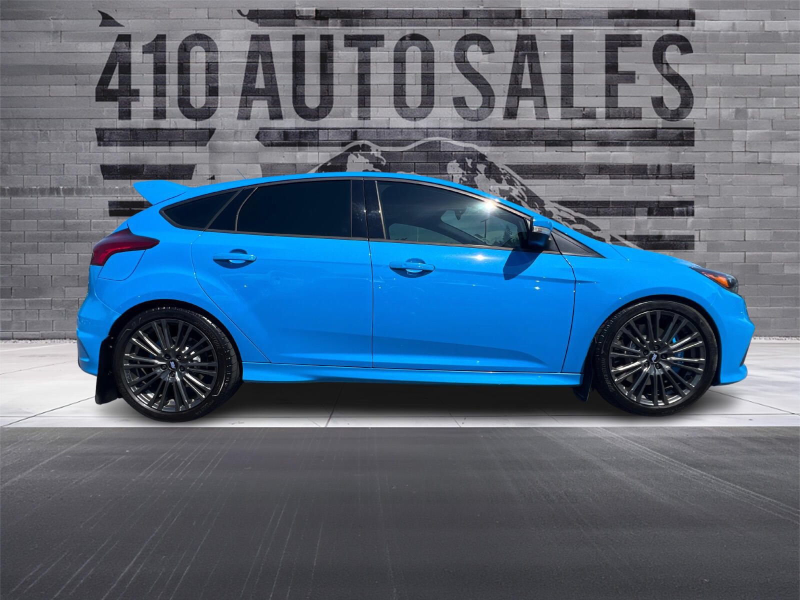 Used 2018 Ford Focus RS AWD/4WD image 2