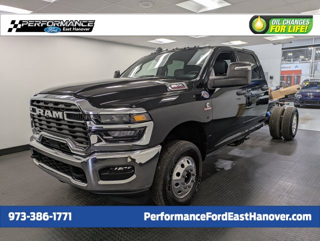 Used 2025 RAM 3500 Tradesman w/ Chrome Appearance Group