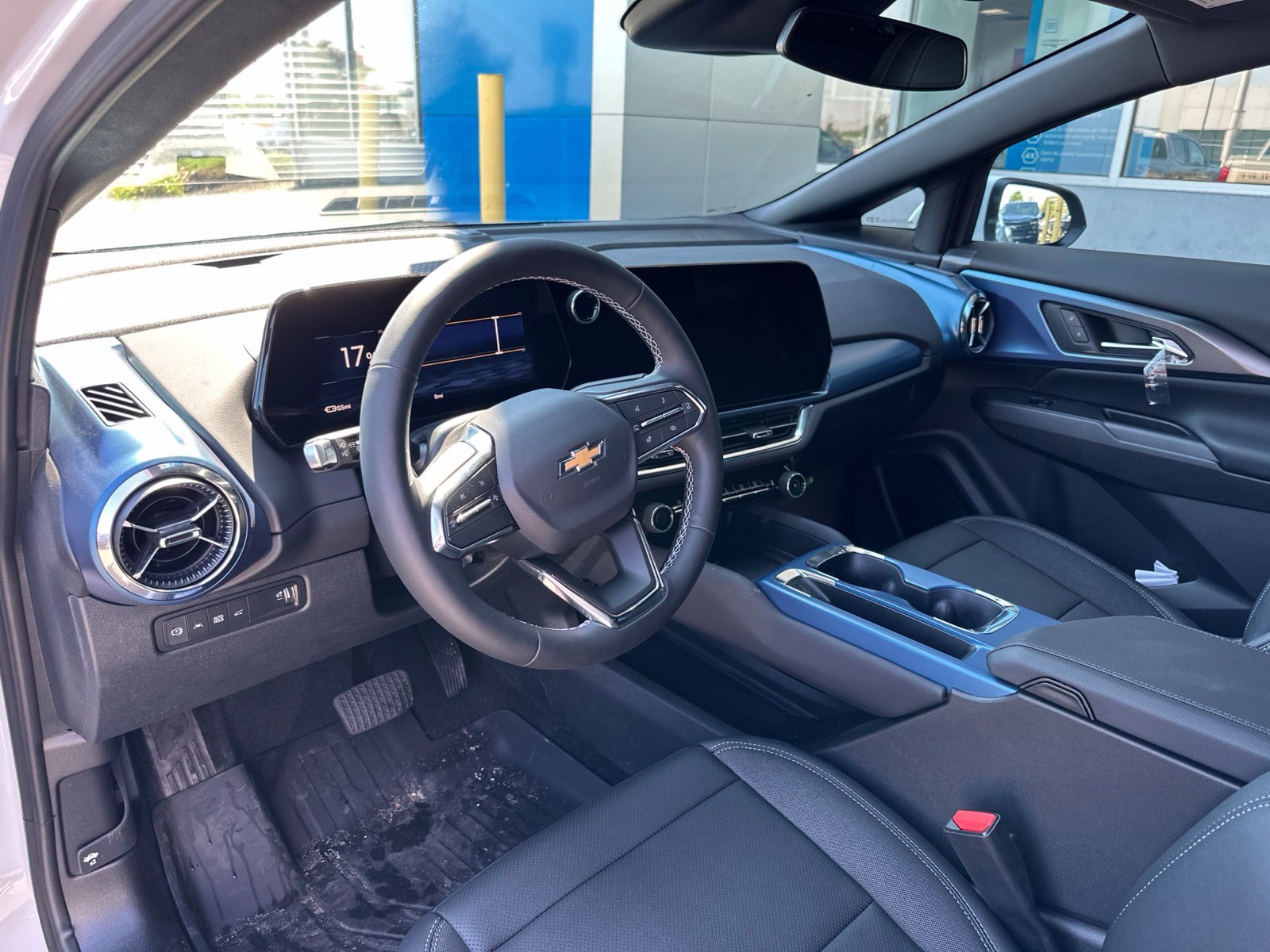 New 2026 Chevrolet Equinox EV LT FWD image 18
