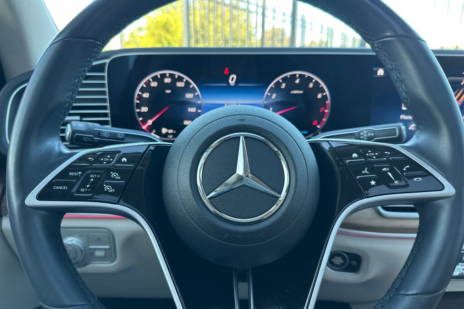 Used 2024 Mercedes-Benz GLE 350 4MATIC image 34