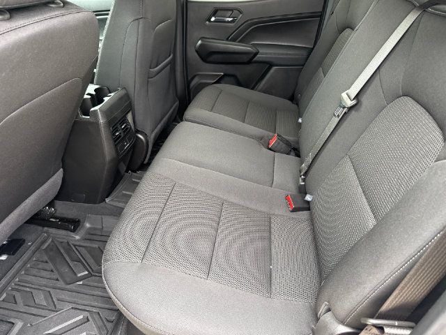 Used 2024 Chevrolet Colorado LT w/ LT Convenience Package II RWD image 16