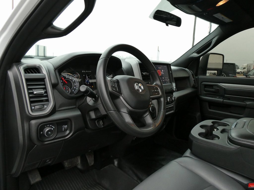 Used 2024 RAM 3500 Tradesman image 19