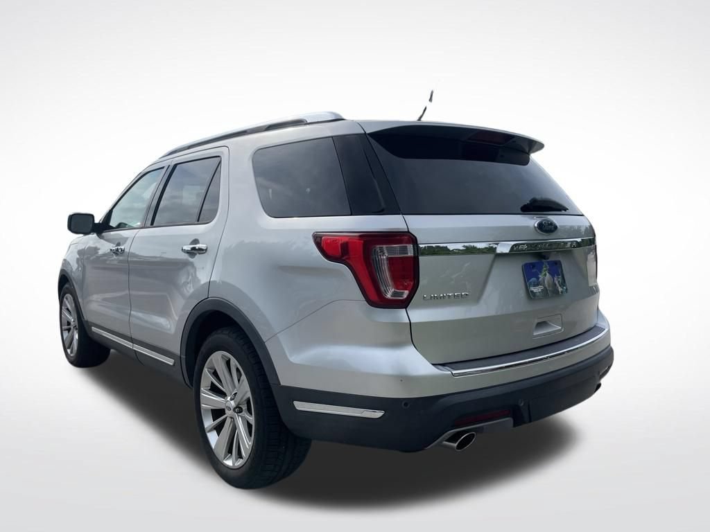 Used 2019 Ford Explorer Limited w/ Class III Trailer Tow Package FWD image 5
