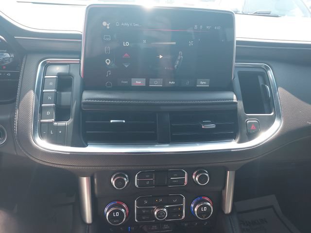 Used 2023 GMC Yukon XL SLT AWD/4WD image 25