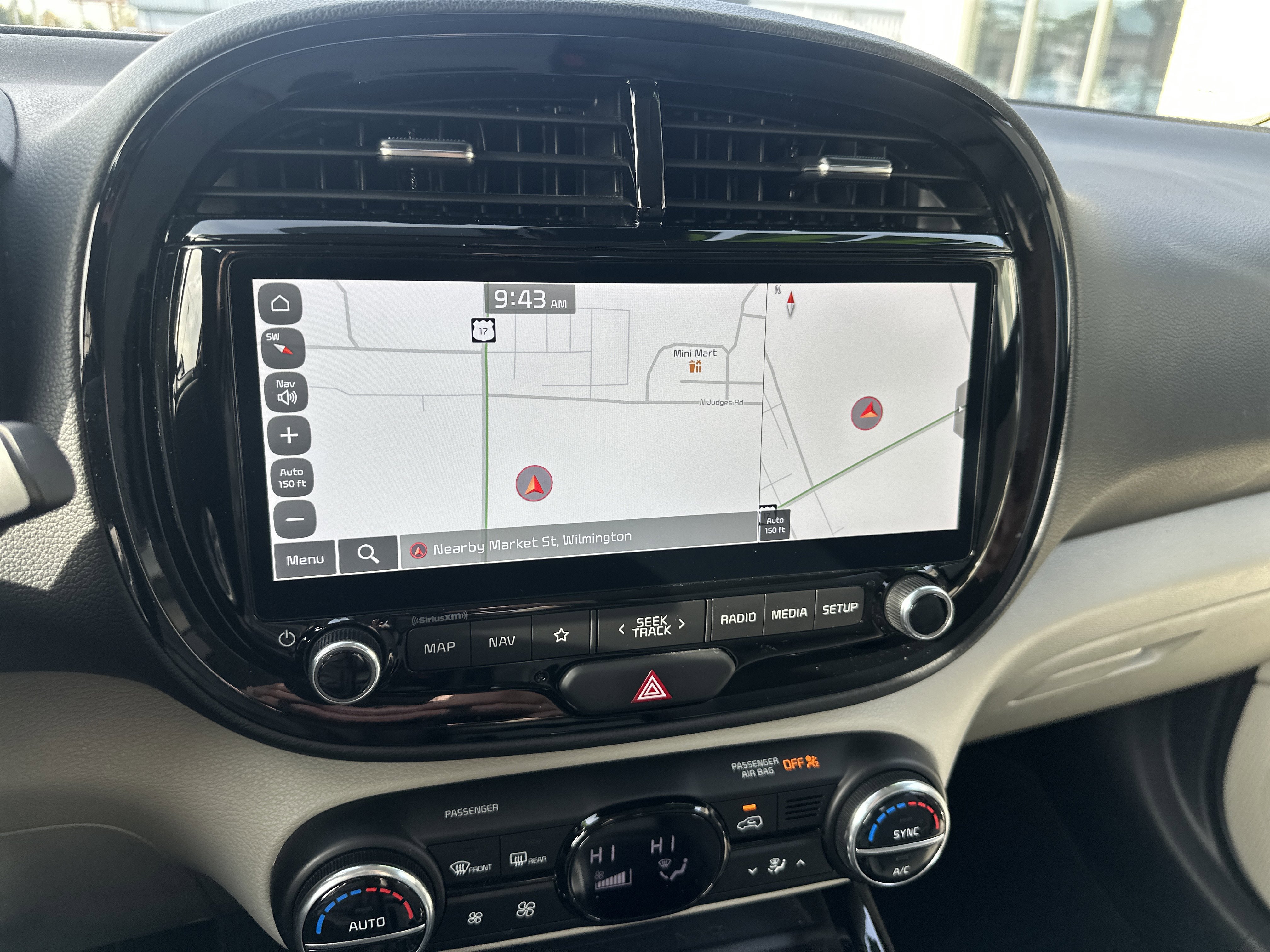 Used 2025 Kia Soul EX image 17