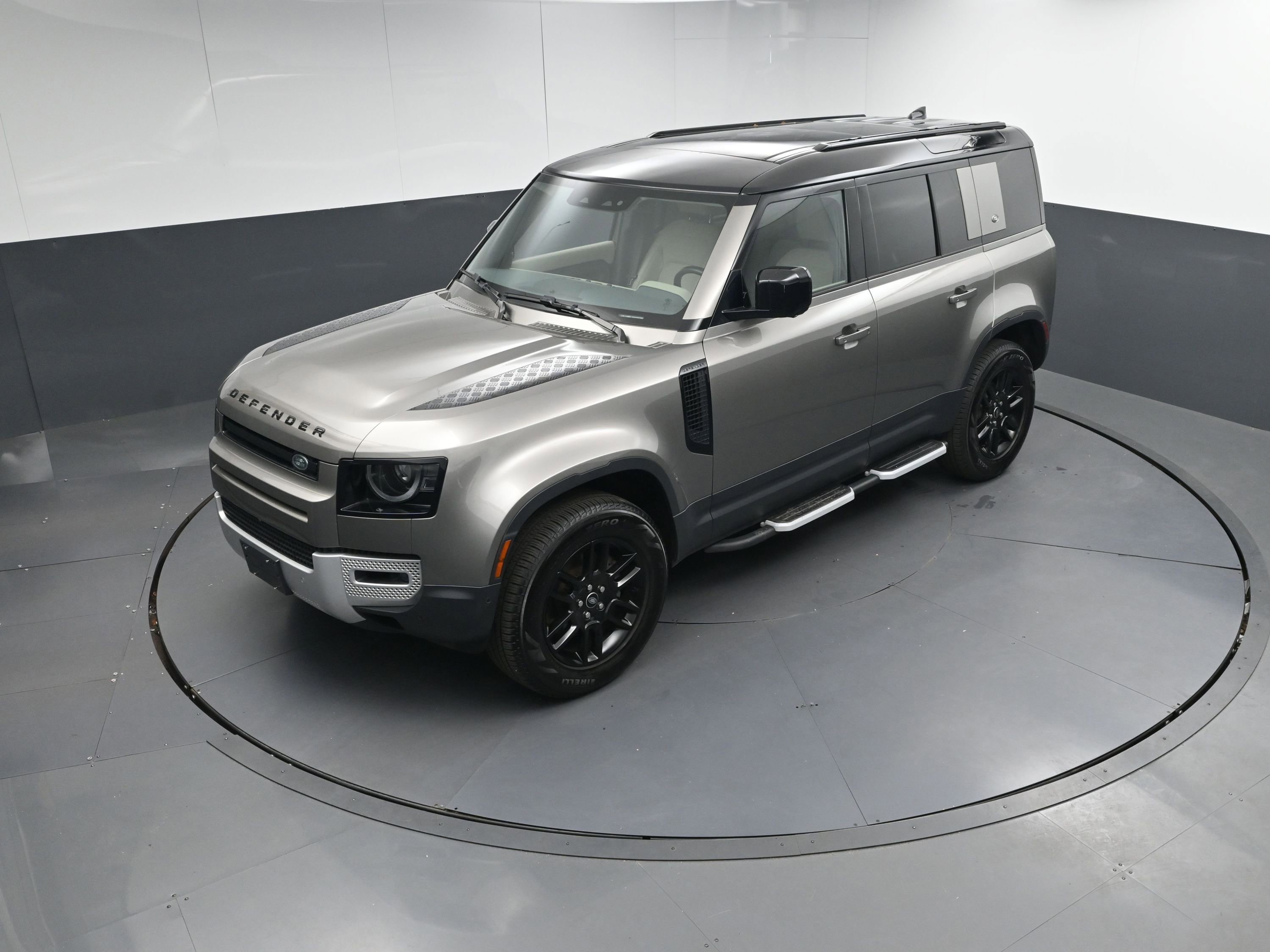 Certified 2023 Land Rover Defender 110 S image 31