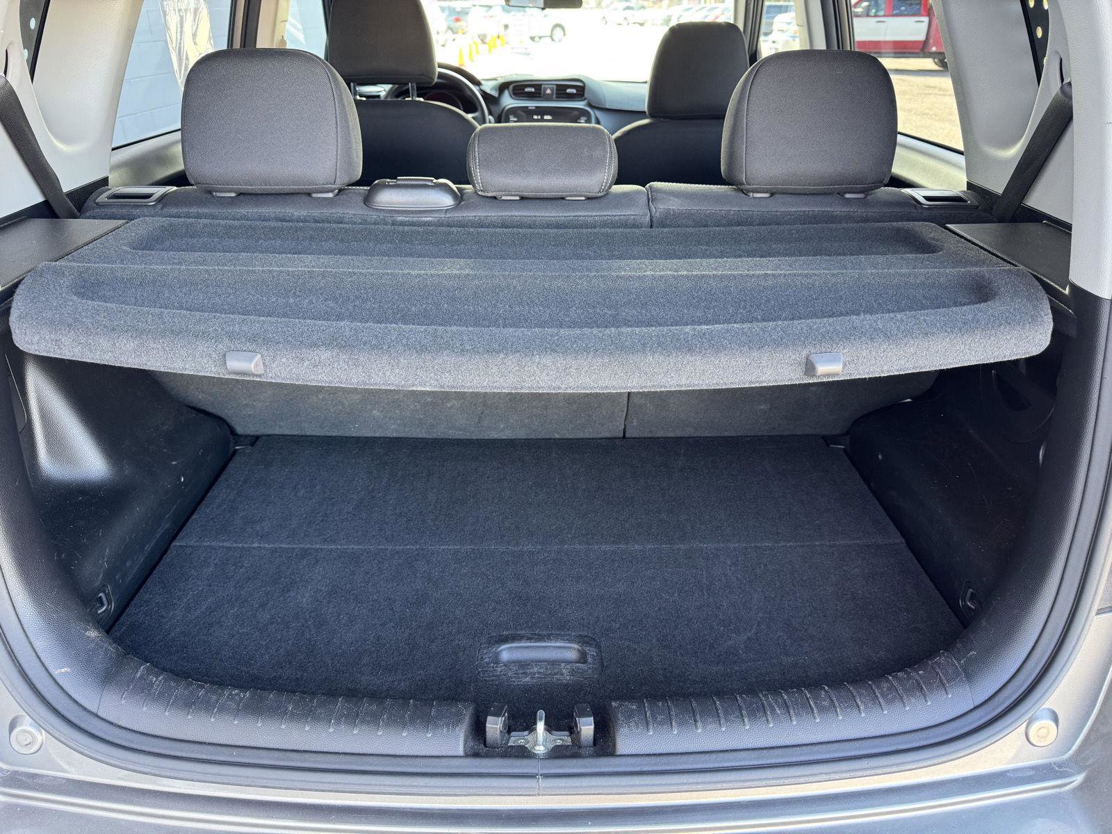 Used 2018 Kia Soul + FWD image 17