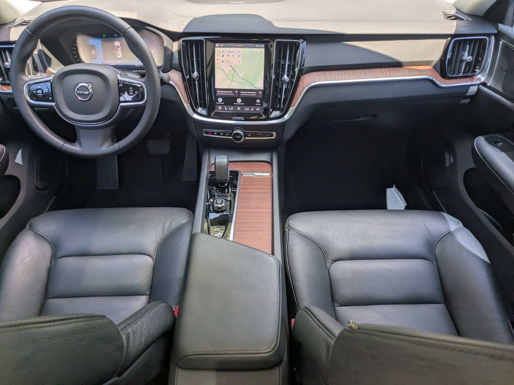 Certified 2025 Volvo S60 B5 Plus AWD/4WD image 13