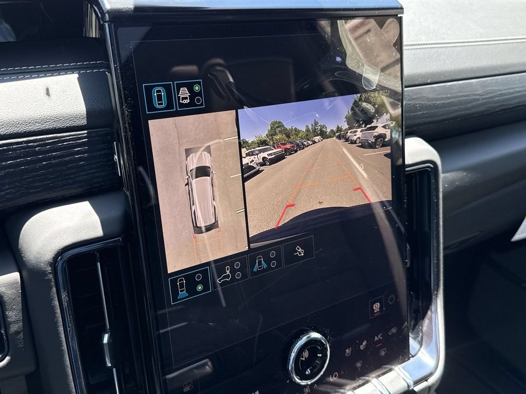 New 2026 GMC Yukon XL AT4 Ultimate AWD/4WD image 19