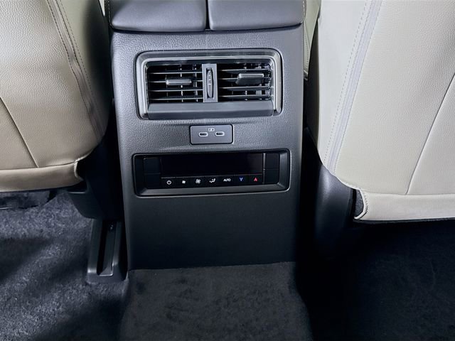 New 2025 MAZDA CX-90 Plug-In Hybrid w/ Preferred image 25