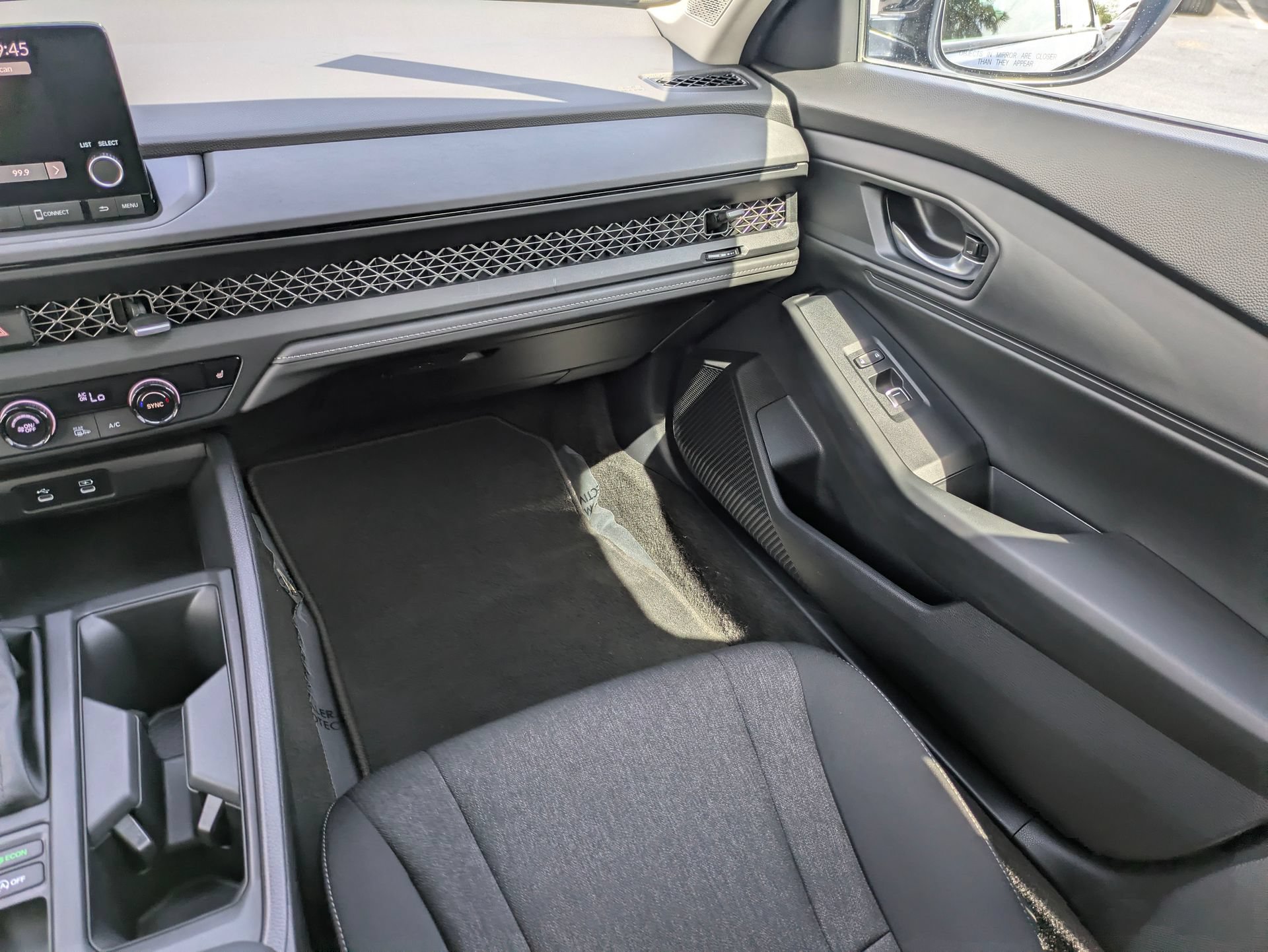 Used 2024 Honda Accord EX image 18