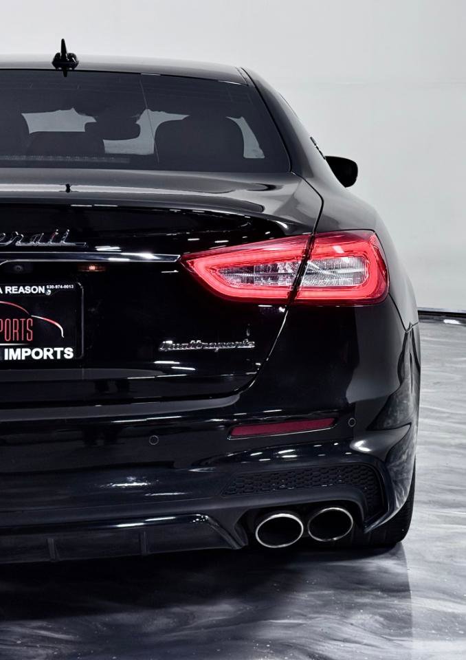 Used 2020 Maserati Quattroporte S RWD image 14