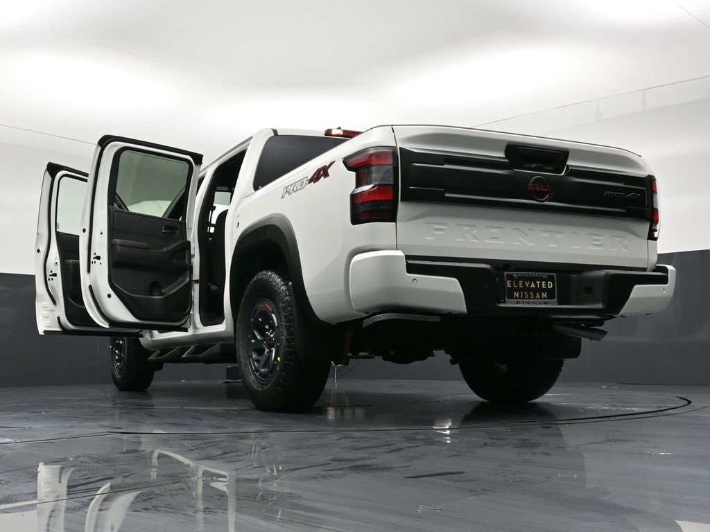 New 2026 Nissan Frontier PRO-4X w/ Tow Package image 39