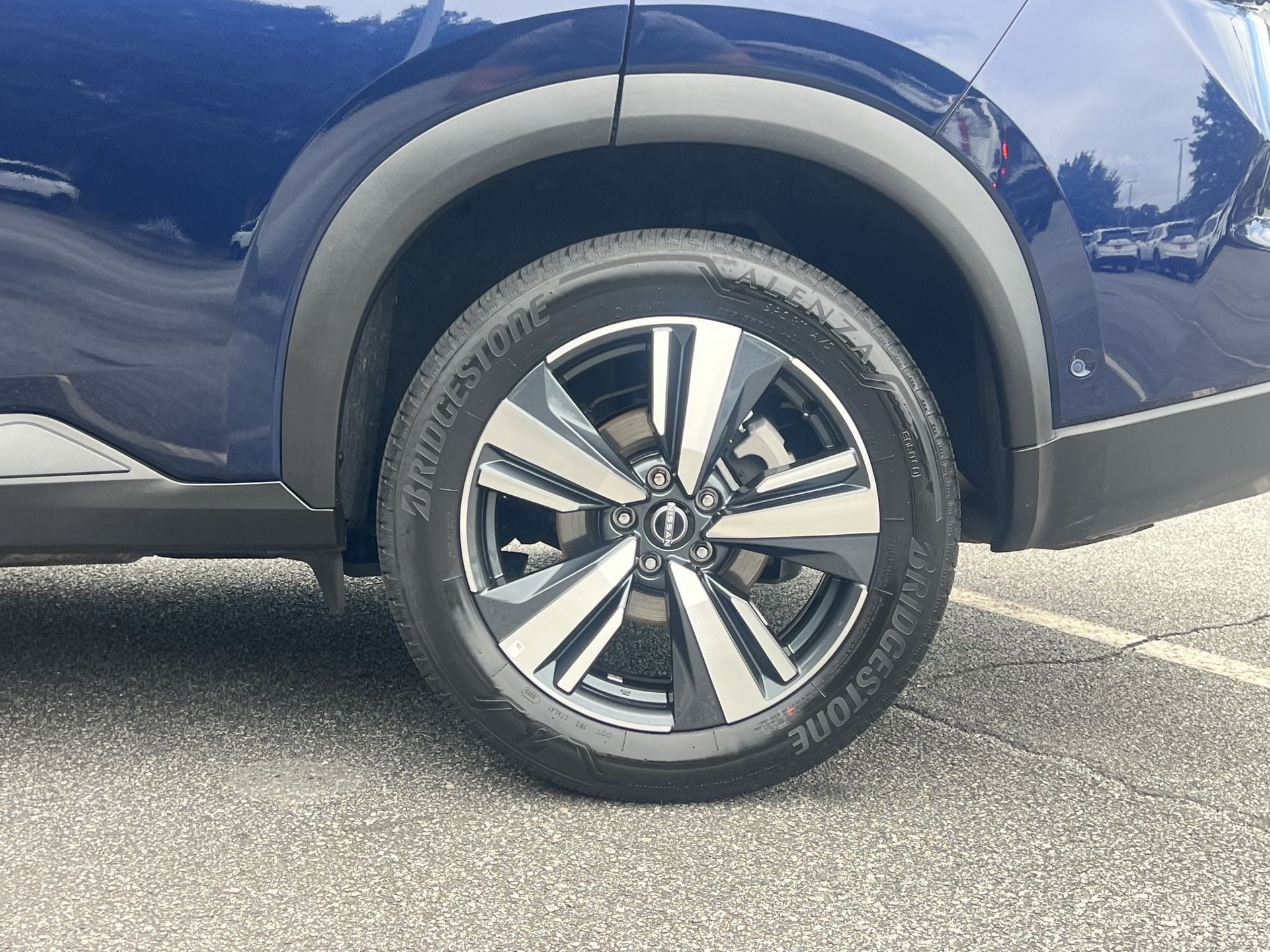 Certified 2026 Nissan Rogue SL FWD image 31