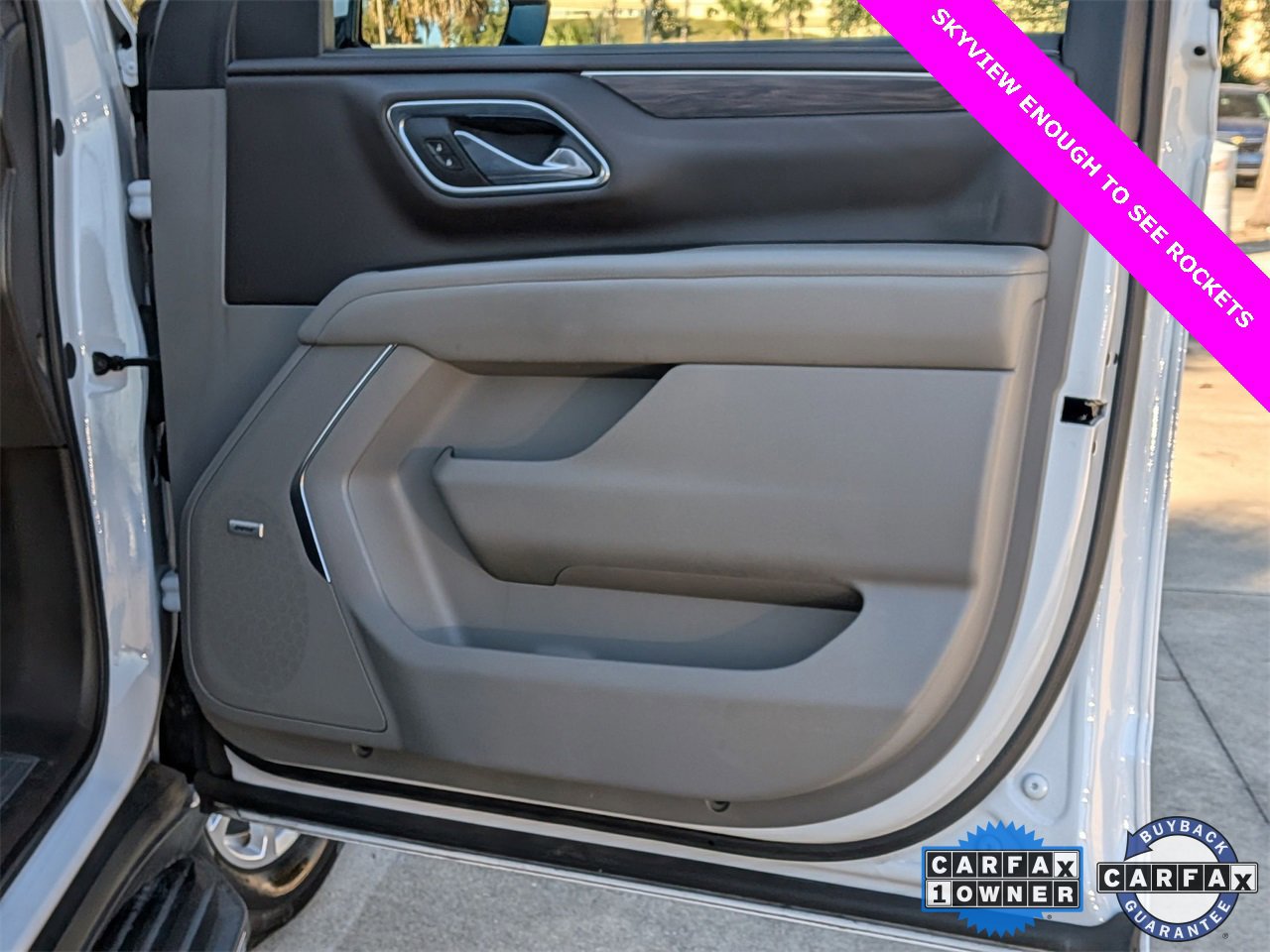 Used 2021 Chevrolet Tahoe LT w/ Rear Media and Nav Package image 19