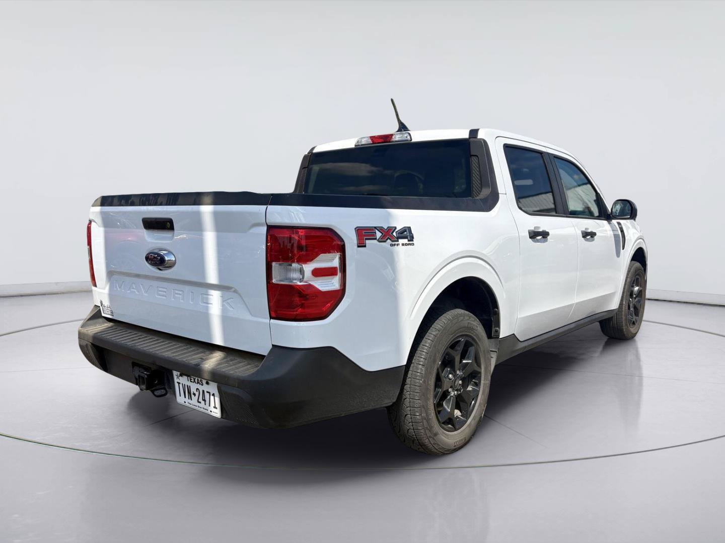 Used 2024 Ford Maverick XLT w/ Equipment Group 300A Standard AWD/4WD image 3