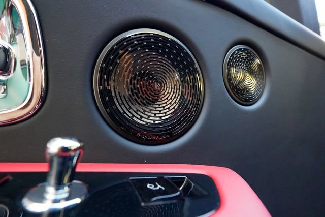 Used 2023 Rolls-Royce Cullinan w/ Cullinan Package image 51