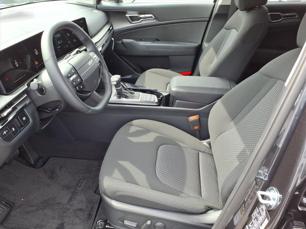 New 2026 Kia Sportage LX image 10
