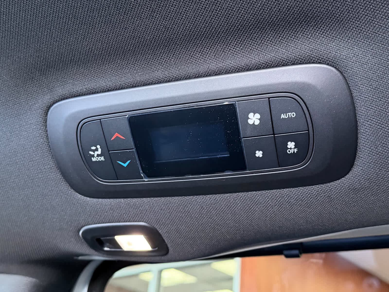 New 2026 Chrysler Pacifica Select image 9